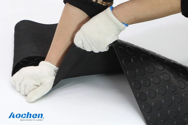 anti-slip rubber sheet